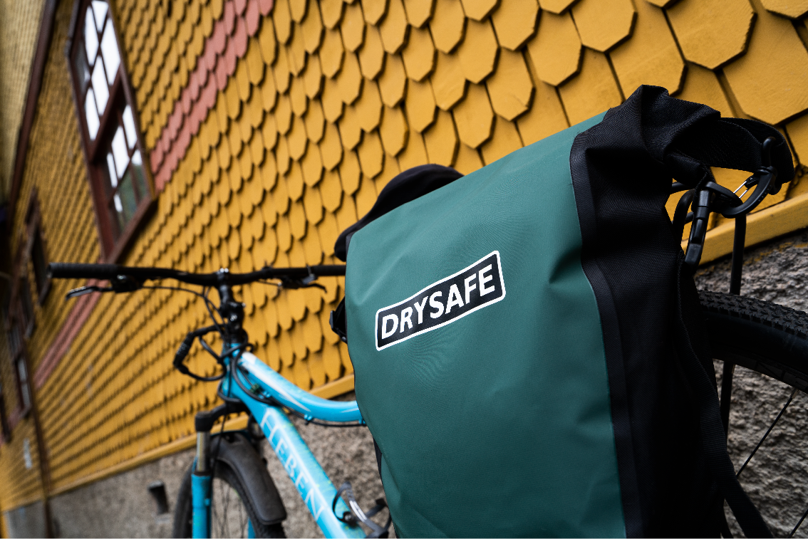 Alforja Bicicleta Outdoor 25 Lts Impermeable DRYSAFE Verde Petróleo