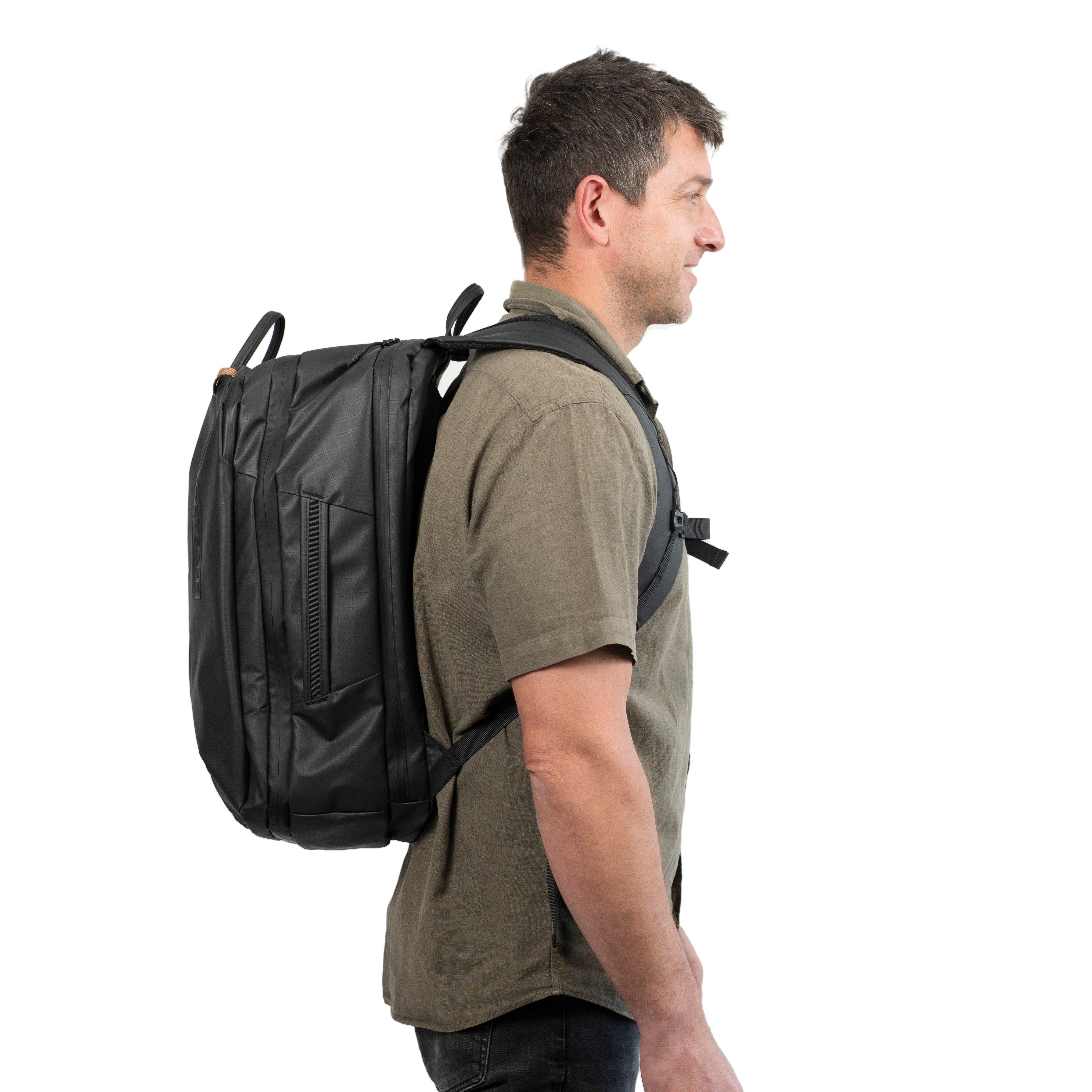 Mochila Viaje Soho 25 Lts Drysafe Negra