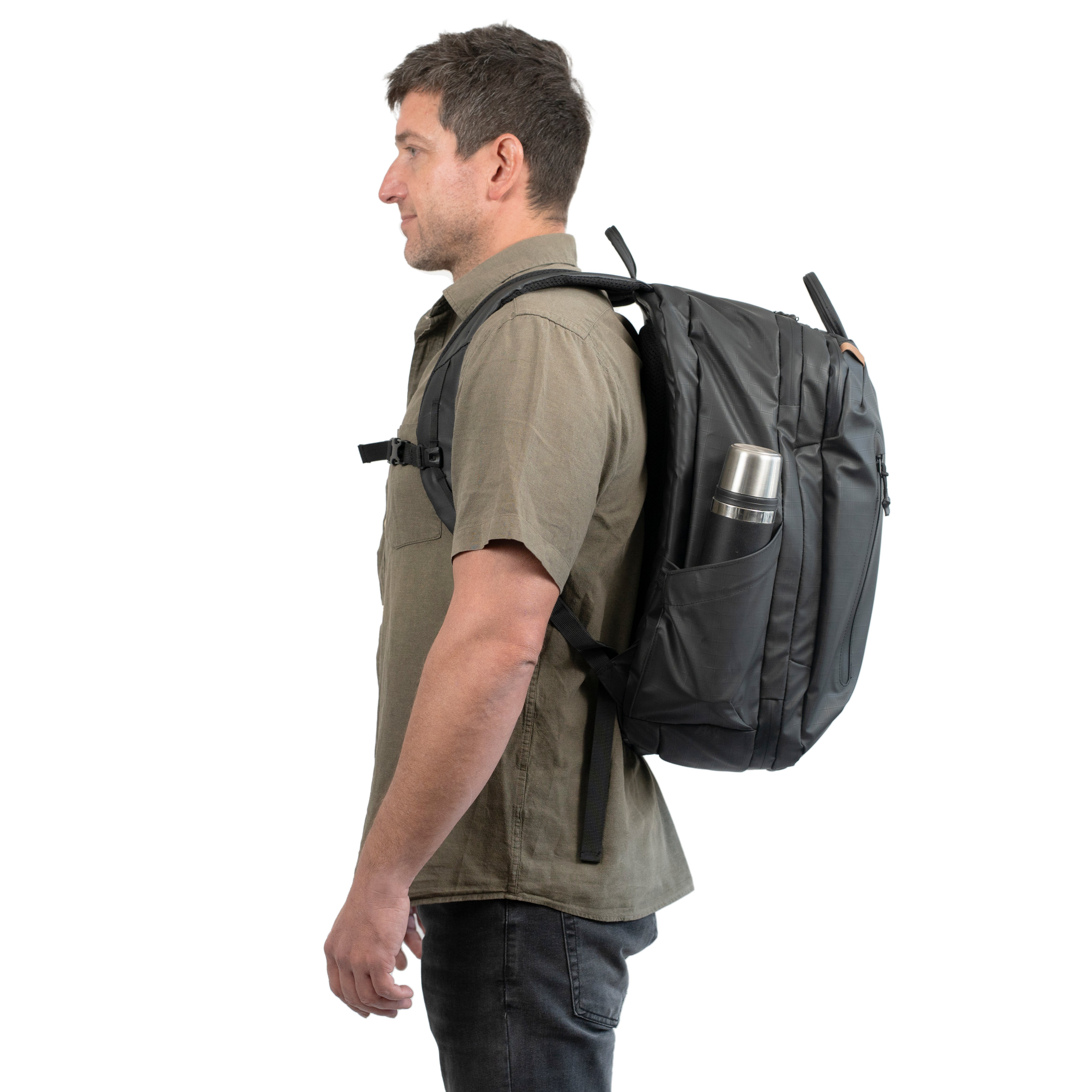Mochila Viaje Soho 25 Lts Drysafe Negra