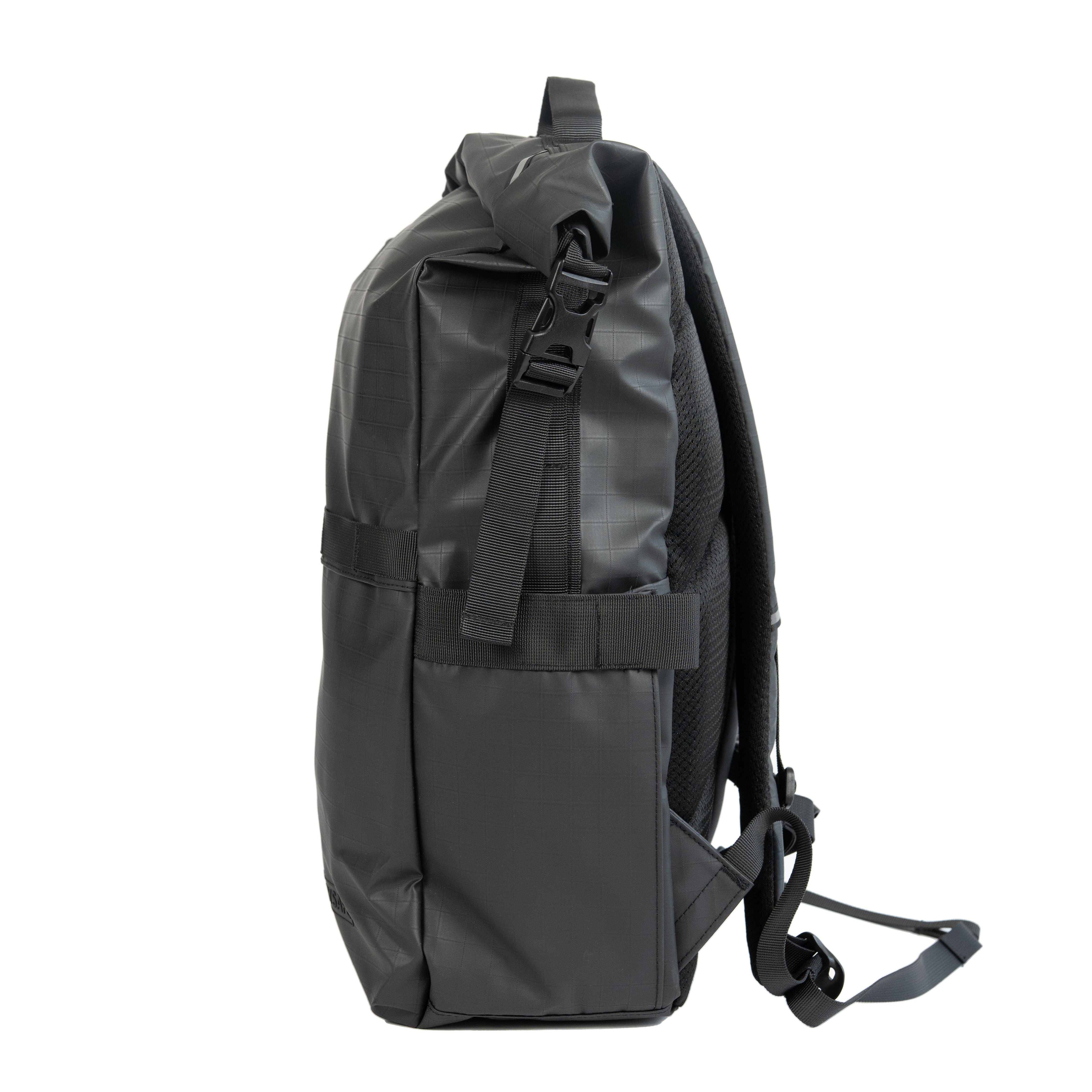 Mochila Urban Roll Top 20 Lts Drysafe Negra